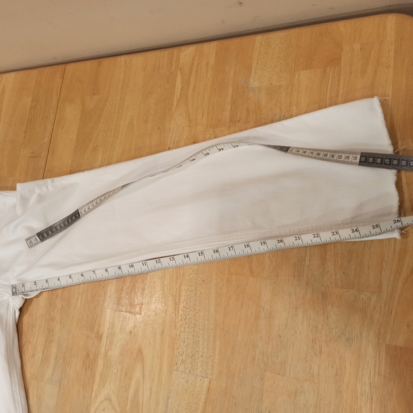 J Crew Flare Crop Jean in White Denim Signature Stretch Women's 25 - Picture 15 of 16